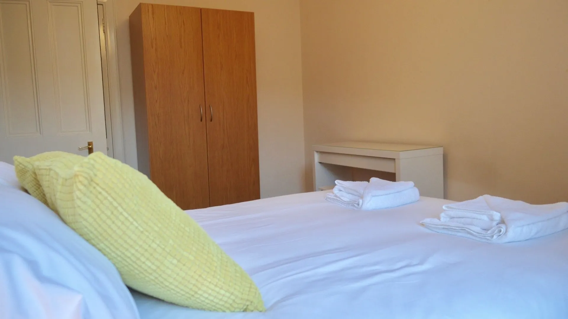 Apartment 3 Bedroom Bruntsfield Flat Edinburgh